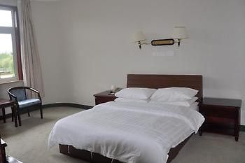 Shanghai Juyuan Holiday Village Chenjia Екстериор снимка